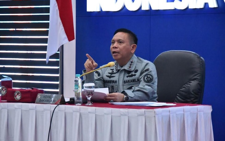 Kepala Bakamla RI, Laksdya TNI Dr. Irvansyah, S.H., saat menggelar Entry Briefing. 