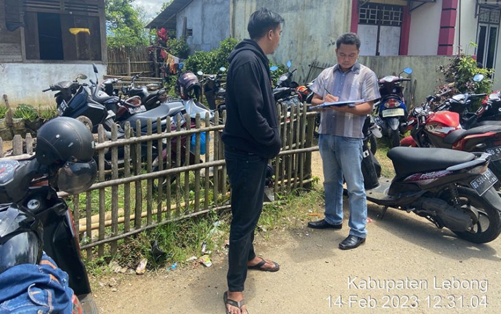 Polisi saat Olah TKP