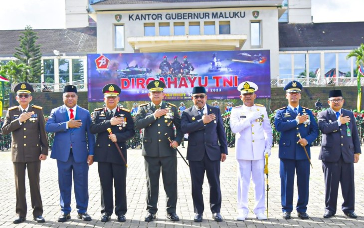 Foto bersama usai upacara