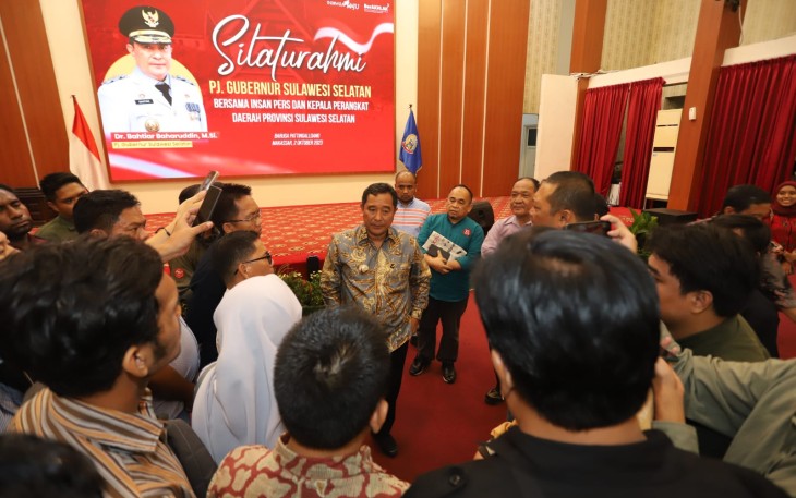Pj Gubernur Bahtiar saat Silaturahmi Bareng Puluhan Insan Pers di Sulsel 