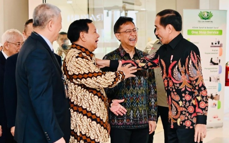 Menteri Pertahanan Prabowo Subianto saat mendampingi Presiden RI Joko Widodo meresmikan Rumah Sakit (RS) Tzu Chi Hospital yang terletak di Pantai Indah Kapuk, Jakarta Utara, Rabu (14/6). 