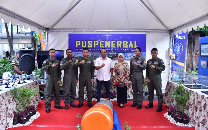 Komandan Puspenerbal Hadiri Sailor and Citizen Interaction di Tunjungan