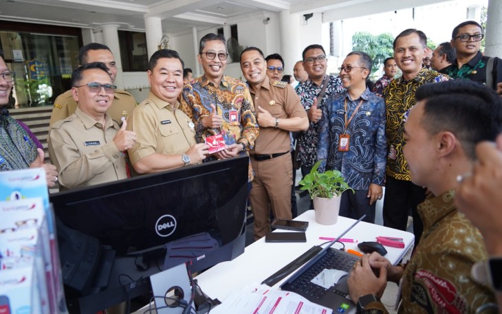 Bank Jatim Pelopori Pelaksanaan IKD For Banking di Indonesia 