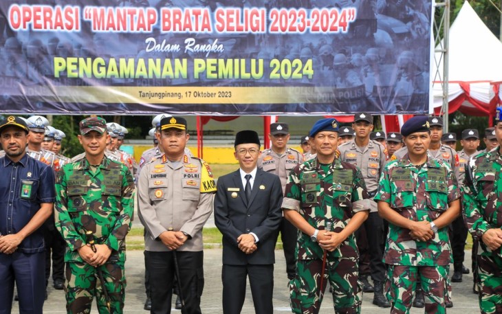 Apel Gelar Pasukan Mantap Brata Seligi