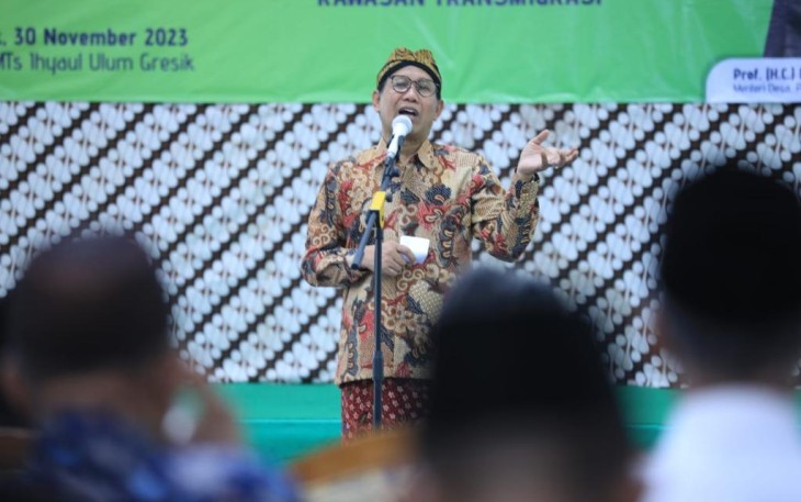 Menteri Desa Pembangunan Daerah Tertinggal dan Transmigrasi (Mendes PDTT) Abdul Halim Iskandar menggandeng Perguruan Tinggi (PT) untuk mencegah penyebaran paham radikalisme di kawasan transmigrasi