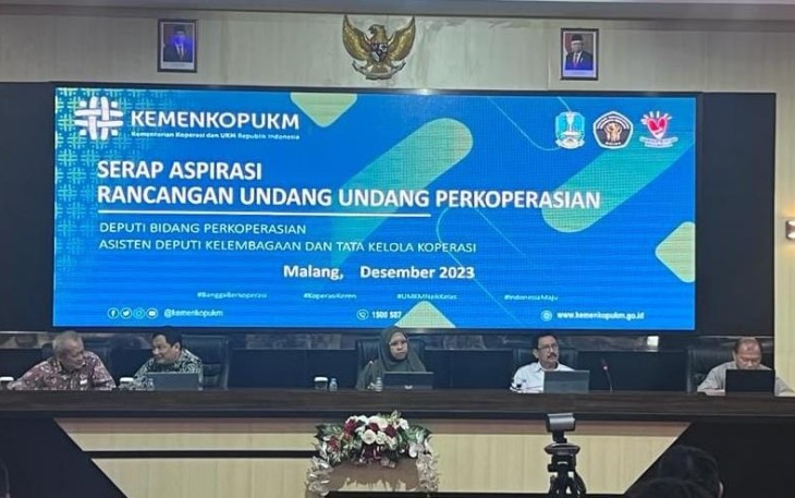 KemenKopUKM membuka masukan dari para akademisi agar penerapan sanksi hukum tegas kepada koperasi yang melanggar dan merugikan masyarakat.