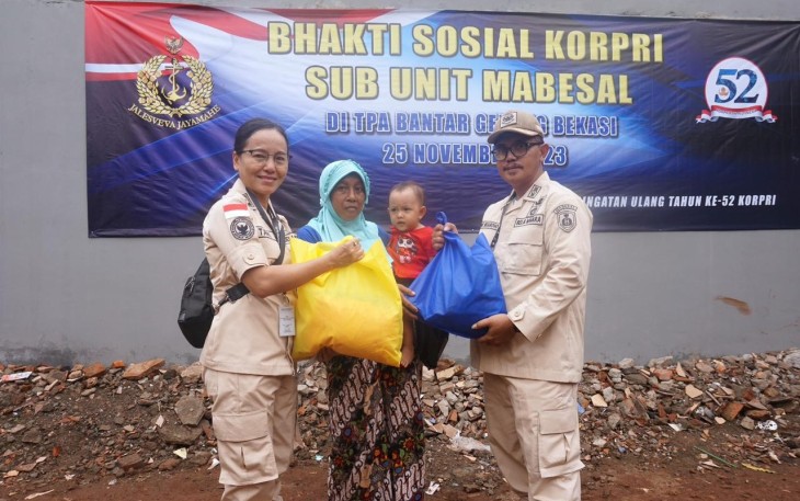  Korpri TNI AL Giat Bakti Sosial di Bantargebang