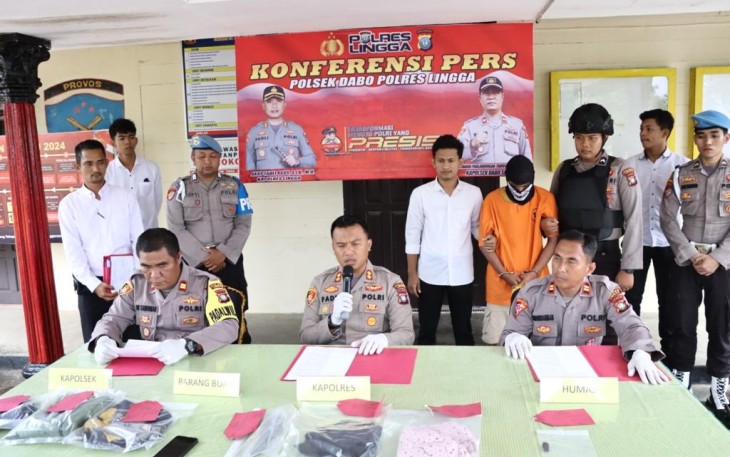 Polsek Dabo Singkep saat Konferensi Pers Ungkap Kasus Kekerasan terhadap anak, Pencurian dan Pencabulan Anak Dibawah Umur