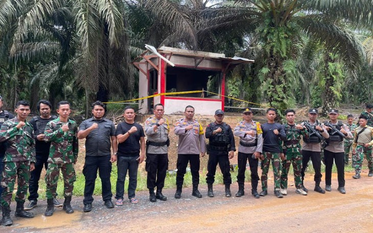 Patroli gabungan tersebut, dipimpin langsung oleh Kapolres Seruyan AKBP Priyo Mulyanto, S.I.K dengan sasaran seluruh areal PT. BJAP-03 untuk mengantisipasi adanya kegiatan penjarahan dan tindakan yang melanggar hukum oleh masyarakat Kec. Seruyan Tengah.