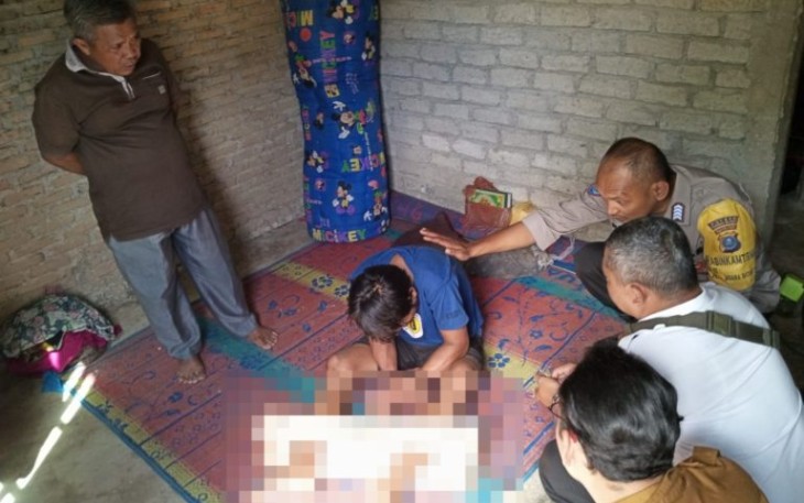 Bripka Alex Panjaitan, SH, bersama tim Puskesmas Hutaraja, langsung turun ke lapangan tangani kasus gangguan jiw