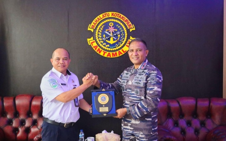 Danlantamal IX Bersama BMKG Provinsi Maluku Jajaki Pemasangan Tsunami Gauge di Teluk Ambon