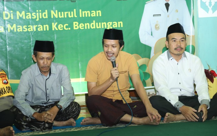 Wakil Bupati Trenggalek, Syah Muhammad Natanegara, saat Safari Ramadhan di Desa Masaran, Kecamatan Bendungan, Kabupaten Trenggalek.