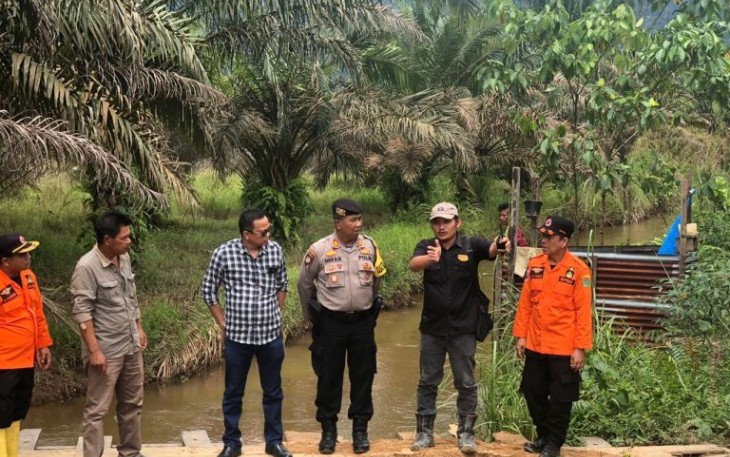 AKP Harun SH, menjadi perwakilan Polres Tapsel pada pembukaan normalisasi sungai di Lorong IV  Desa Janjimatogu Julu. Hadir dalam acara tersebut adalah perwakilan Bupati, Dandim 0212/TS, Camat Angkola Selatan, dan Lurah Pardomuan