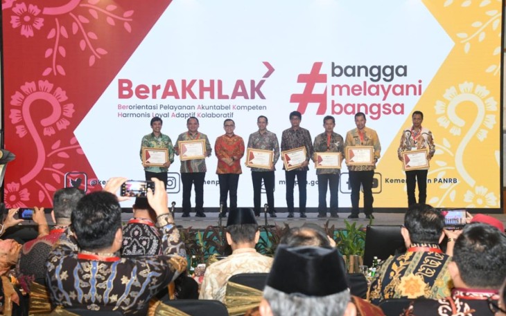 Kemenkumham Terima Penghargaan dari Menpan RB