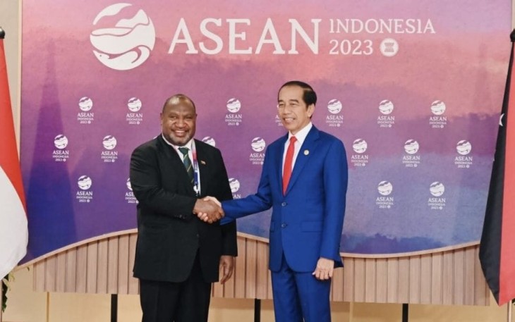 Presiden Jokowi saat PM Papua Nugini (PNG), James Marape, di Ruang Kakatua, Jakarta Convention Center (JCC), Jakarta, pada Kamis, 7 September 2023. 
