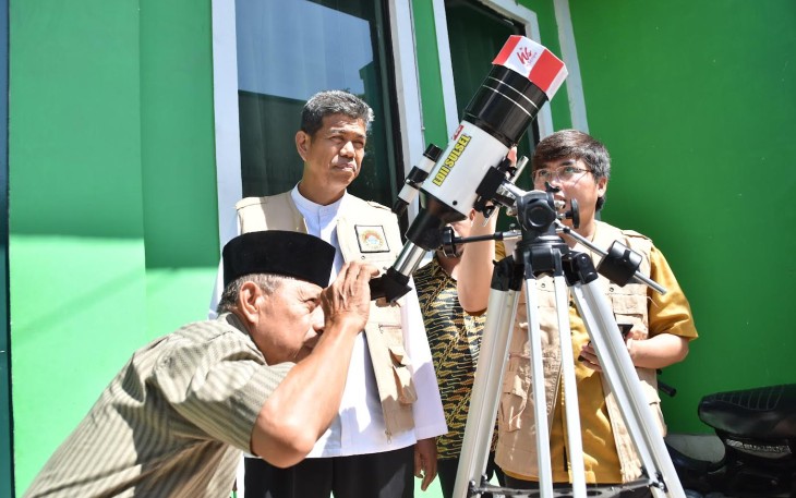 Dewan Pimpinan Wilayah (DPW) Lembaga Dakwah Islam Indonesia (LDII) Provinsi Sulawesi Selatan menggelar pelatihan rukyatul hilal di Kantor DPW LDII Provinsi Sulawesi Selatan, Jalan Urip Sumoharjo No.96 B, Kota Makassar, Sulawesi Selatan, Minggu (30/7/2023). Salah satu pemateri kegiatan adalah Dosen Ilmu Falak UIN Alauddin Makassar Dr Muhammad Rasywan Syarif SHi MSi.