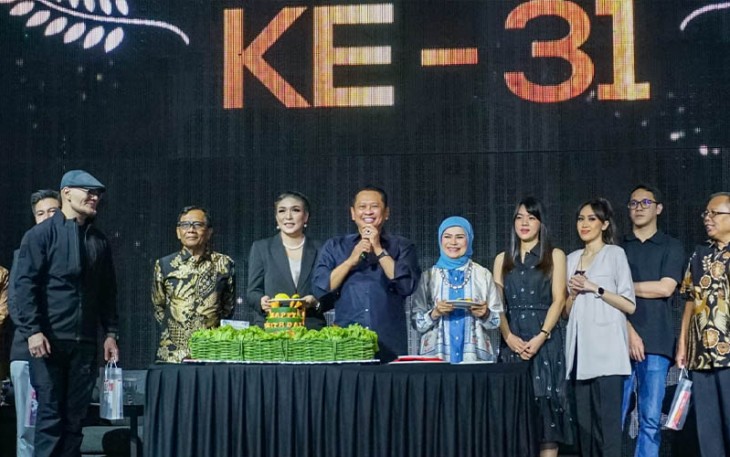 Bamsoet saat bedah buku sekaligus peluncuran buku 'Haluan Negara Menuju Indonesia Emas 2045' karya Bamsoet di Jakarta, Minggu (10/9/23). 