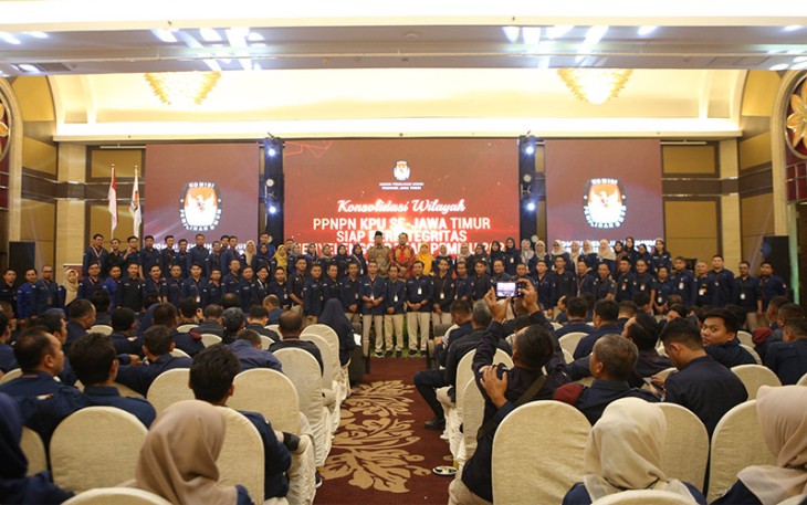Pegawai Sekretariat KPU se-Jatim Konsolidasi Wilayah