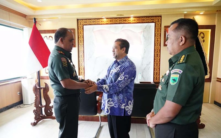 Pangdam XVIII/Kasuari saat Terima Audiensi Wagub Kaltim