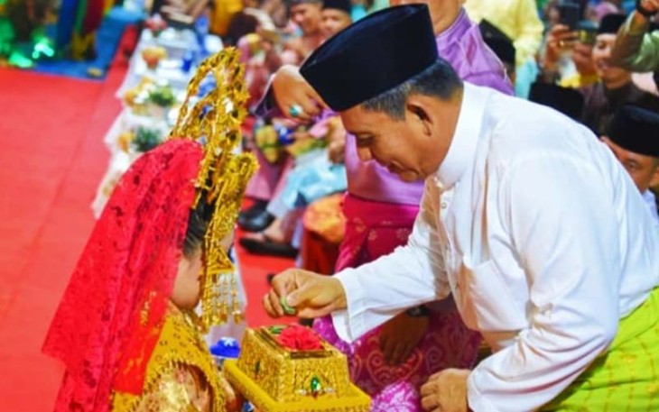 Gubernur Kepulauan Riau H. Ansar Ahmad hadiri HUT Kabupaten Lingga ke-20.