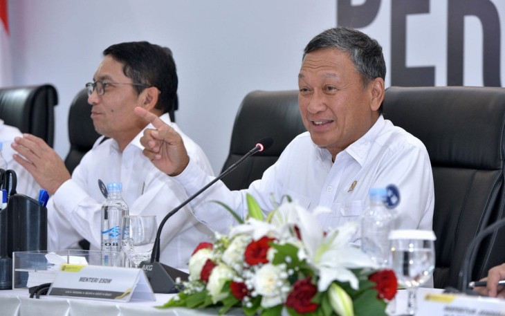 Menteri ESDM Arifin Tasrif Konferensi Pers Capaian Kinerja Tahun 2023 dan Program Kerja Tahun 2023 di Jakarta, Senin (15/1).