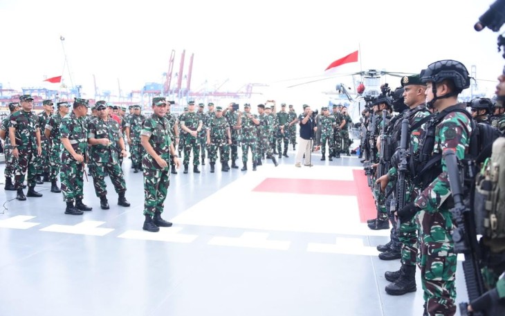 Asops Panglima TNI saat Cek Kesiapan Bantuan Kemanusiaan ke Palestina 