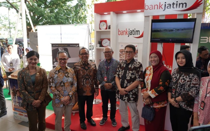 Bank Jatim Fasilitasi Tenda dan Agen Jatim ke UMKM Bojonegoro