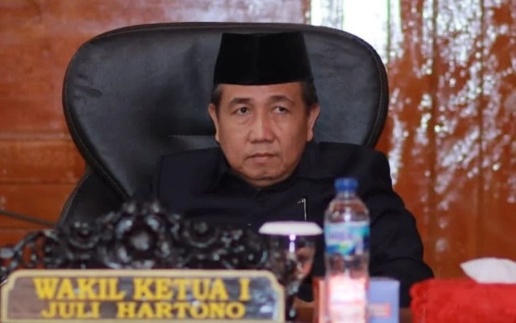 Waka I DPRD BS Juli Hartono 