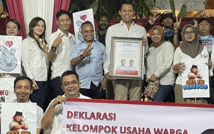 Deklarasi Kelompok Usaha Warga dukung Prabowo Gibran di kediaman Prabowo, jalan Kertanegara, Jakarta Selatan, Sabtu (27/1)