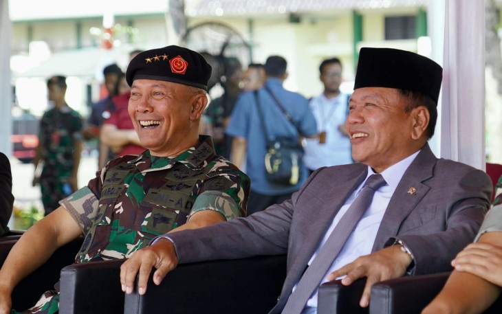 Kasum TNI Hadiri Upacara Penetapan Komcad Matra Darat Unhan RI Tahun 2024