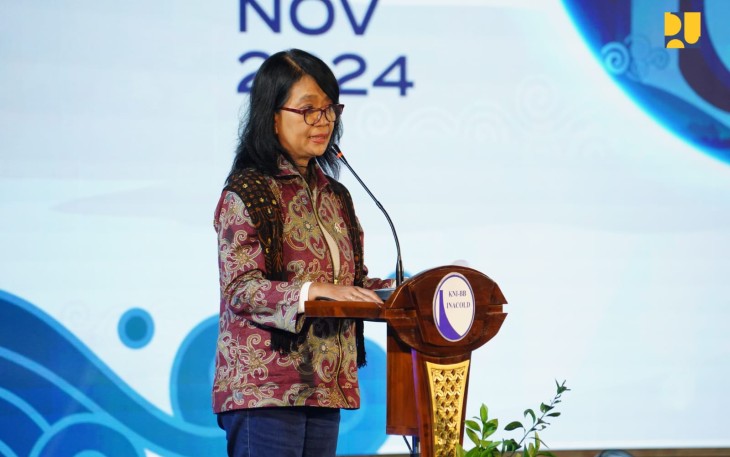 Wamen Diana dalam acara Pembukaan Rapat Anggota Tahunan Indonesian National Committe on Large Dams (INACOLD)/Komite Nasional untuk Bendungan Besar (KNI-BB) 2024 di Gelanggang Inovasi dan Kreativitas Universitas Gadjah Mada (GIK UGM), Kabupaten Sleman, D.I Yogyakarta, Sabtu (16/11/2024)