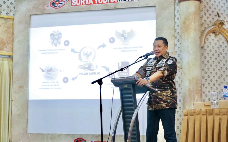  Ketua MPR RI sekaligus Wakil Ketua Umum Partai Golkar dan Wakil Ketua Umum FKPPI/Kepala Badan Bela Negara FKPPI Bambang Soesatyo dalam Sosialisasi Empat Pilar MPR RI hari ke-8 dalam kunjungannya ke Dapil-7 Jawa Tengah bersama Forum Komunikasi Putra Putri Purnawirawan dan Putra Putri TNI-POLRI (FKPPI) Kabupaten Banjarnegara Jawa Tengah, Kamis (25/1/24)
