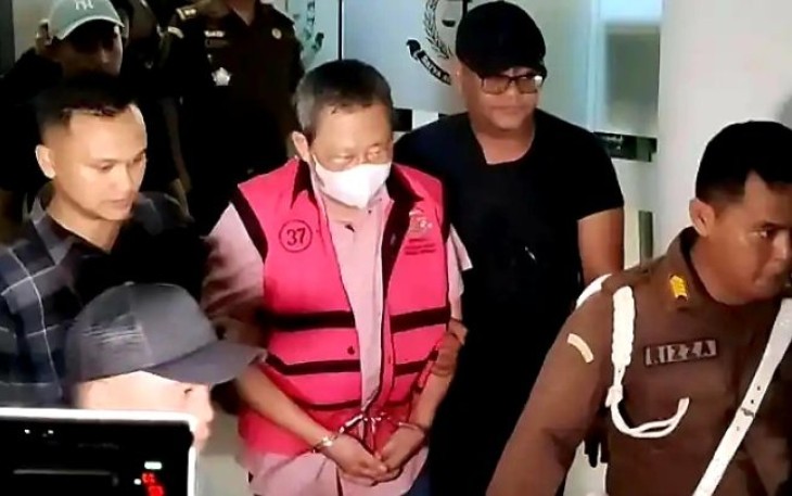 Tersangka kasus korupsi timah Hendry Lie saat di tangkap, Senin (18/11)