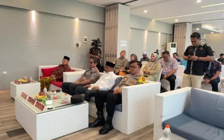 Pj Bupati Aceh Timur Hadiri Rapat Pleno Terbuka Rekapitulasi Hasil Pemilu Tingkat Kabupaten