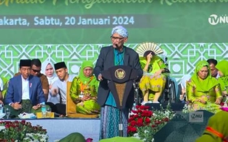 Rais Aam Pengurus Besar Nahdlatul Ulama (PBNU) KH Miftachul Akhyar dalam acara Hari Lahir (Harlah) Ke-78 Muslimat NU di Stadion Utama GBK di Jakarta, Sabtu (20/1/24).