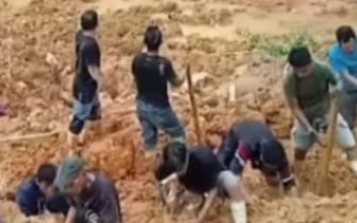Pencarian Korban Longsor Tambang Mineral Bone Bolango
