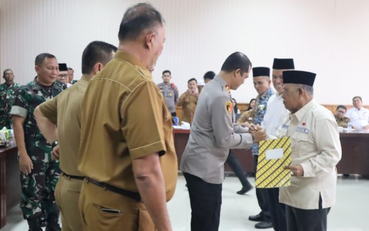 Silaturahmi antara Forkopimda dengan FKUB Paluta, Senin (4/3/2024) sore.
