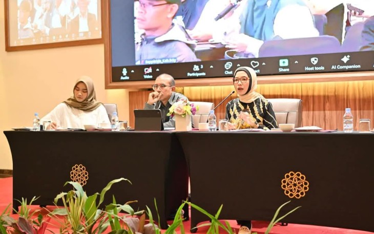 Direktur Promosi dan Edukasi Gizi Badan Gizi Nasional (BG), Dr. Khairul Hidayati, S.Ant., M.Si saat didapuk sebagai pembicara diskusi terbuka Kick-Off Penyusunan RKPD 2026 Kabupaten Bandung