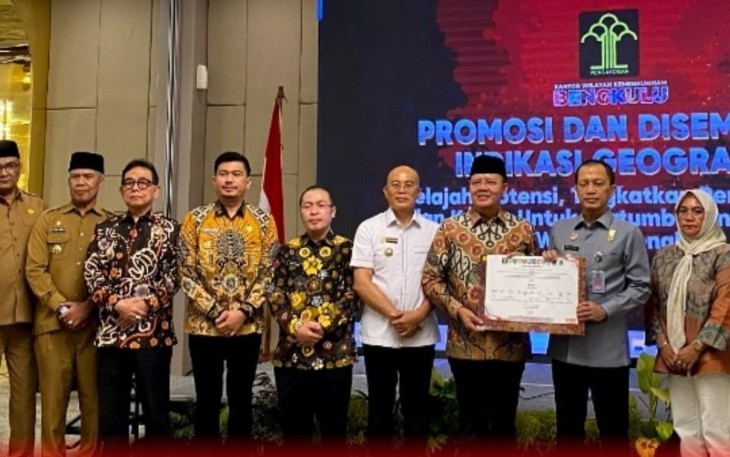 Wakil Bupati (Wabup) Bengkulu Utara (BU) Arie Septia Adinata, SE, M.AP hadiri kegiatan promosi dan deseminasi indikasi geografis yang diselenggarakan oleh kantor wilayah Kementerian Hukum dan HAM Bengkulu, di Hotel Two K-Azana, Selasa (20/2/2024) /Foto : MC