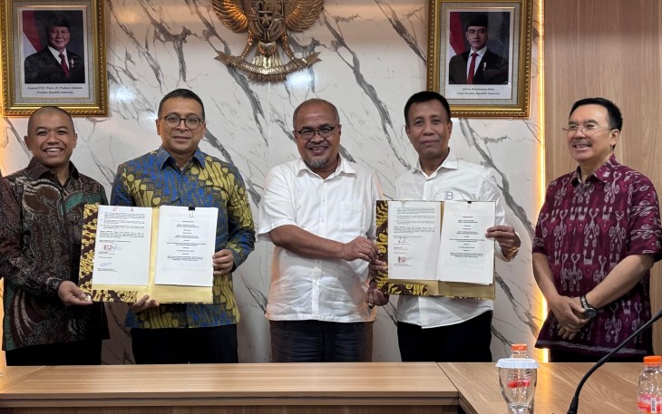Badan Pengusahaan (BP) Batam melalui Anggota Bidang Pengusahaan, Wan Darussalam dan PT Batam Sarana Surya menandatangani Adendum Kedua Penyediaan Infrastruktur Genangan Waduk Duriangkang, Selasa (24/12/2024)