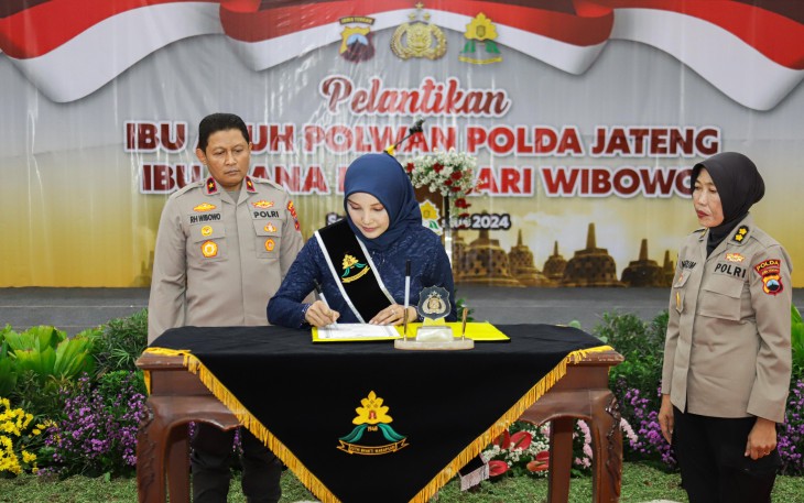 Ny Diana Ribut Hari Wibowo Sebagai Ibu Asuh Polwan Polda Jateng