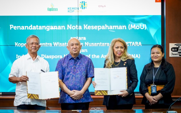 Kementerian Koperasi dan UKM (KemenKopUKM) memfasilitasi kerja sama antara Koperasi Sentra Wisata Alam Nusantara (Kopisetara) dengan Indonesia Diaspora Network of the Americas (IDNA) yang ditandai dengan penandatanganan Nota Kesepahaman (MoU) bertema Membangun Ekosistem Wisata Alam Indonesia di Kantor Kementerian Koperasi dan UKM Jakarta, Selasa (23/7/2024)