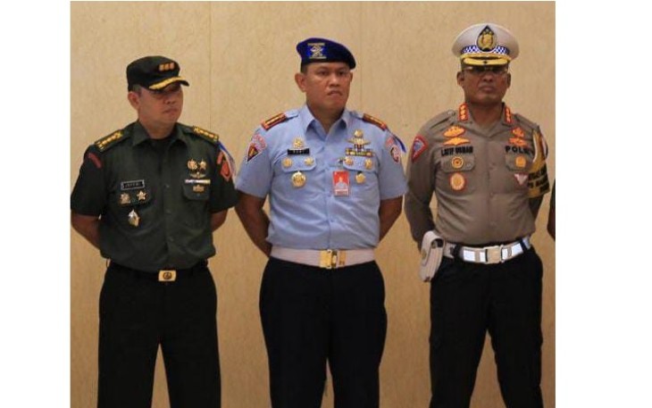 Danpom Koops Udara I Kolonel Pom R.M. Roni Widayanto, S.H., turut hadir dalam Apel Operasi Lintas Jaya 2024 yang dipimpin oleh Sekretaris Daerah (Sekda) DKI Jakarta, Joko Agus Setyono. Bertempat di Balai Kota DKI, Jakarta Pusat, Rabu (31-1-2024)