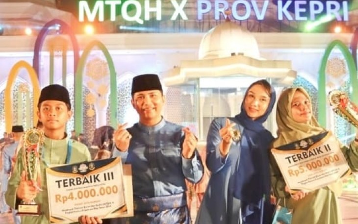 Wakil Bupati Bintan saat Hadiri Penutupan MTQH Tahun 2024 Batam