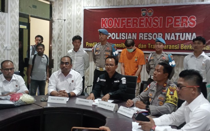 Konferensi pers bersama awak media bertempat di Mako Polres Natuna Kecamatan Bunguran Timur Kabupaten Natuna. Senin 27/05/2024. Pukul .13.00. Siang.