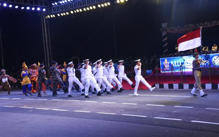 Memasuki Harbour Phase hari ketiga, Prajurit KRI Sultan Iskandar Muda-367 (KRI SIM-367) mengikuti berbagai kegiatan Latma Multilateral Naval Exercise (MNE) Milan 2024 diantaranya International Maritime Seminar (IMS) bertempat di Gedung Samudrika, Eastern Naval Command, Visakhapatnam, India, Jumat (23/02)