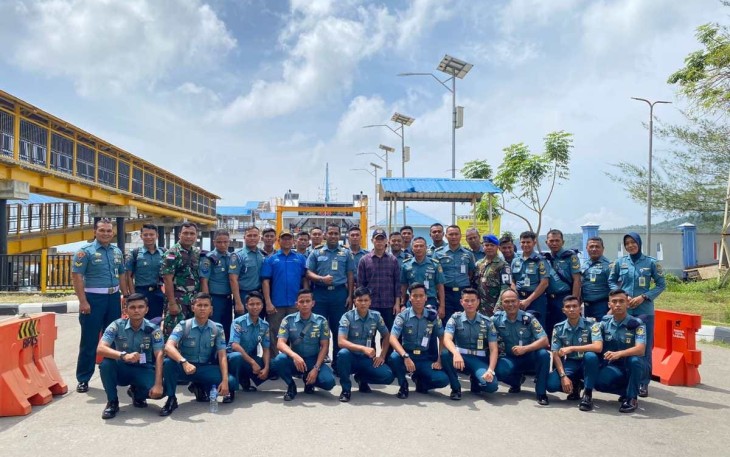 Foto Bersama usai acara