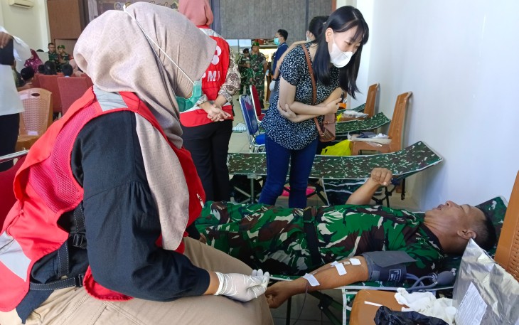 Acara Pembukaan Patroli Terkoordinasi Satgas Pamtas RI-Malaysia Yonzipur 5/ABW dan Pasukan Batalyon 10 RRD
