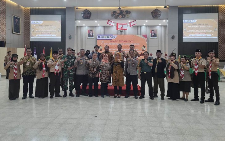 Universitas Veteran Bangun Nusantara Gladi Tegak XVIII SMA Sederajat Se-Jawa Tengah