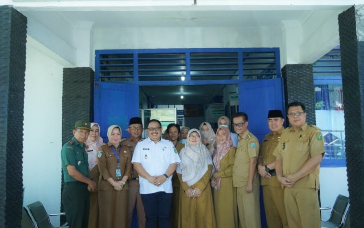 Pj Walikota Bengkulu Arif Gunadi Sidak Pelayanan Puskesmas Nusa Indah /Foto : MC 